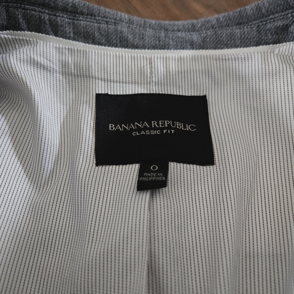 Banana Republic Classic Fit Gray Single Button Blazer Size 0 - Picture 4 of 10